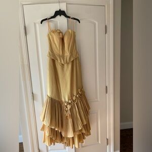 Beautiful gold/mustard colored dress